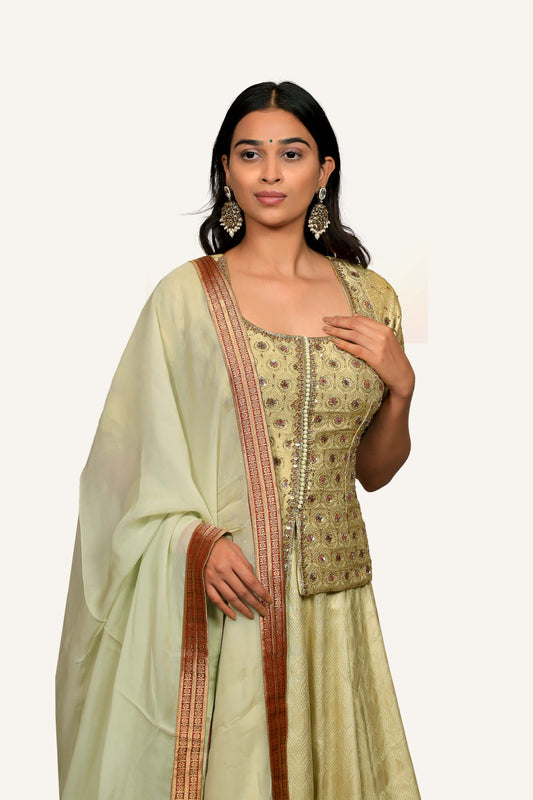 Indowestern Crop Top With Rajwadi Blouse Style & Handwork