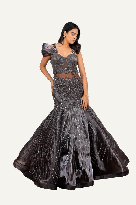 Wine Totally Hand Work On Hard Tissue With Designer Fish Cut Gown